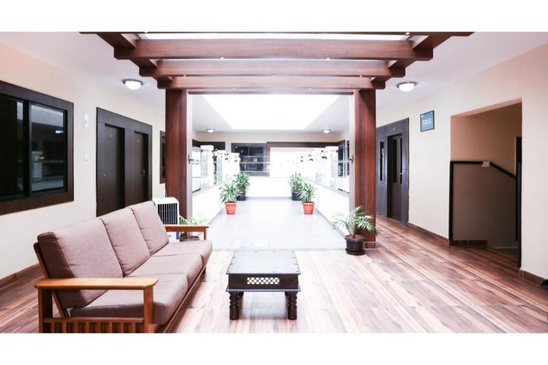Treebo Pappilon Palace - Pvs Circle Mangalore Exterior photo